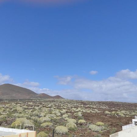 Piso Nuevo En El Puertito De Gueimar Al Lado Del Mar Realizamos Servicio De Excursiones Con Guia Puertito de Guimar Zewnętrze zdjęcie